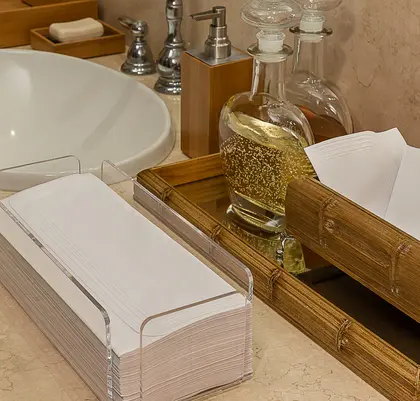 Suporte para Toalha de Lavabo — referência 80G ambientada