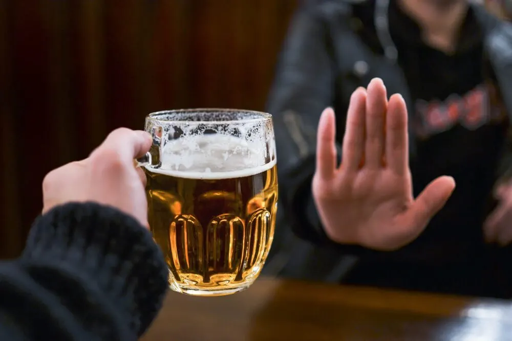 Como atrair clientes para um bar