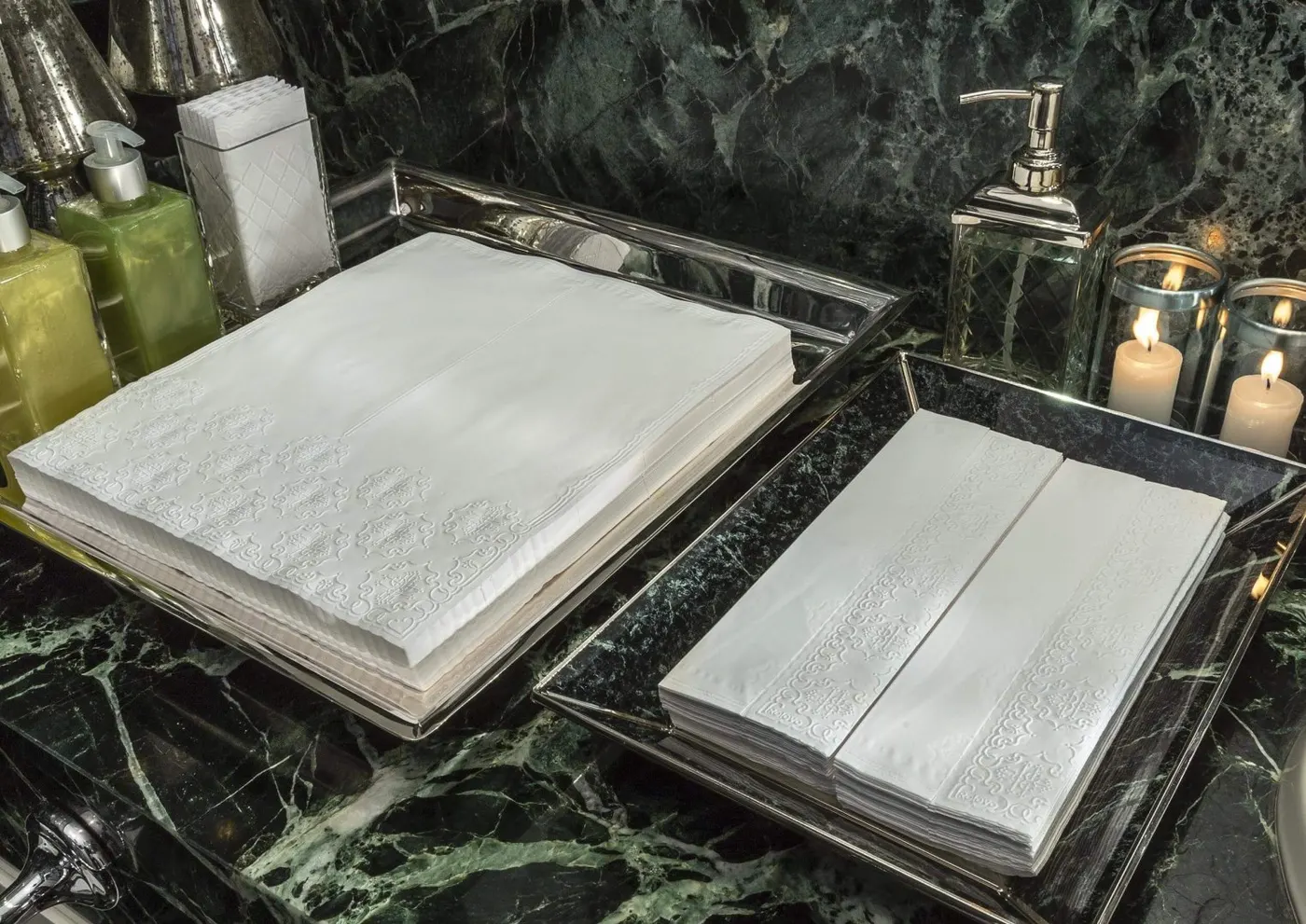 A utilização de toalhas para lavabo de papel da Relevo também uma maneira de impressionar seus clientes.