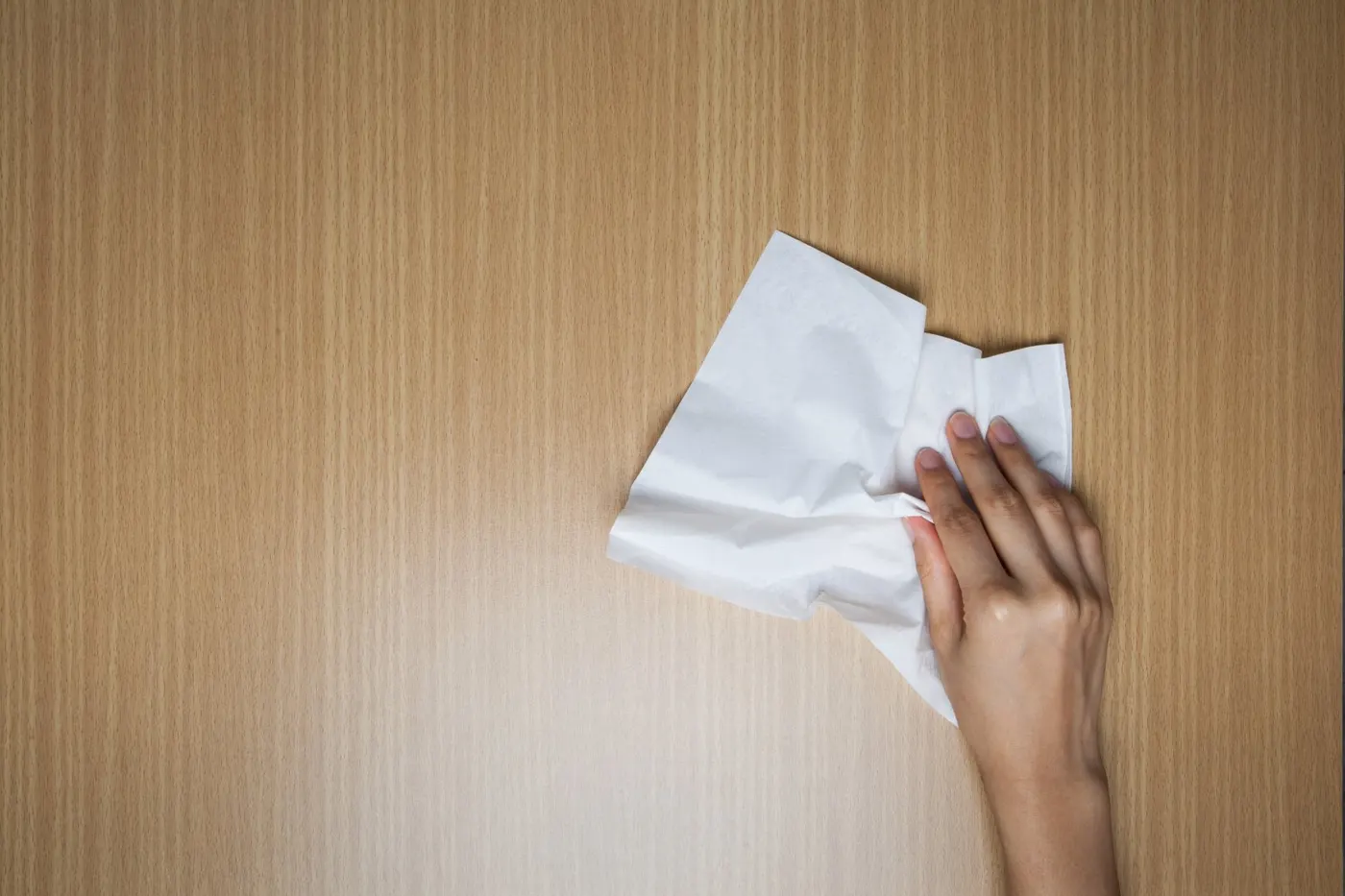Guardanapos de papel baratos não são práticos e nem funcionais.