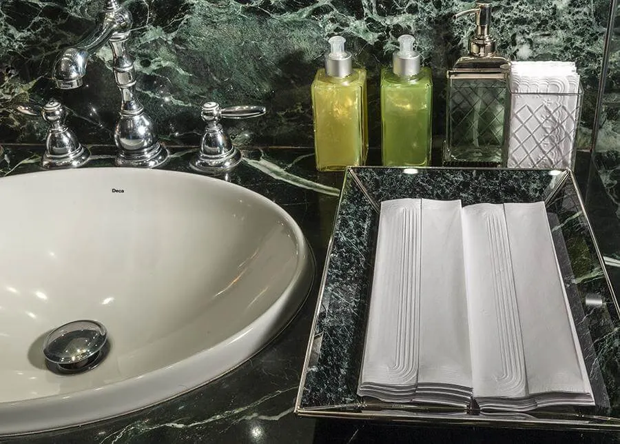 As toalhas para lavabo da Relevo são opções mais higiênicas e requintadas do que as de pano.