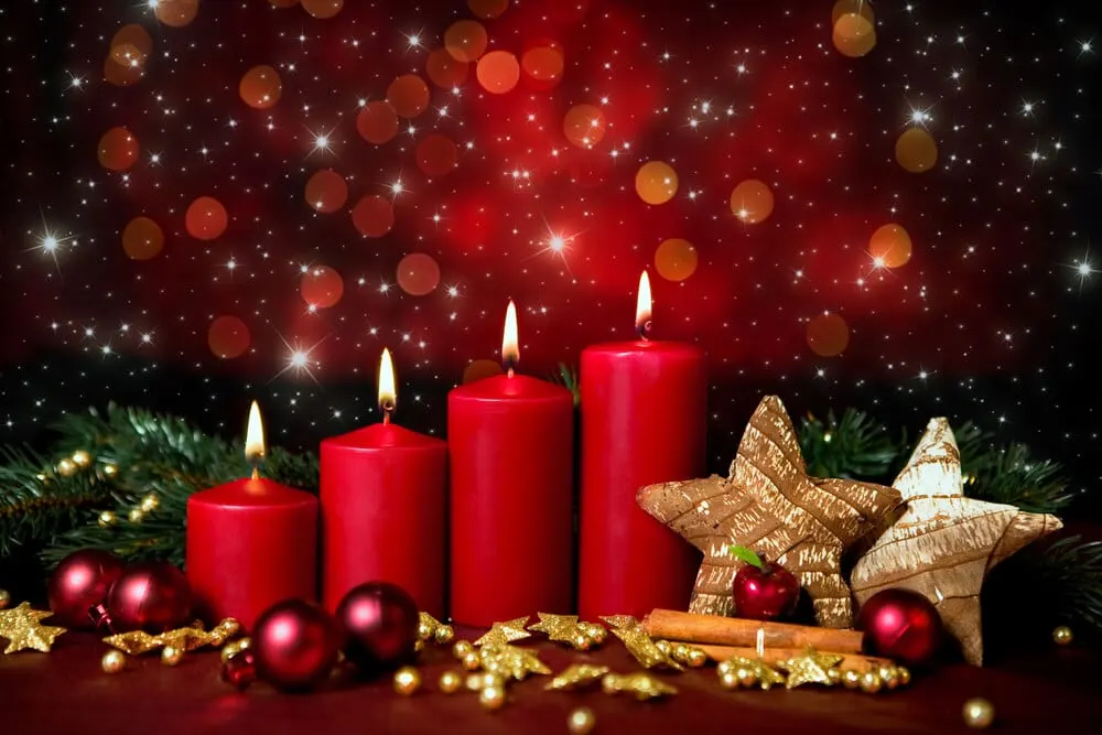 As velas trazem um tom aconchegante ao ambiente.