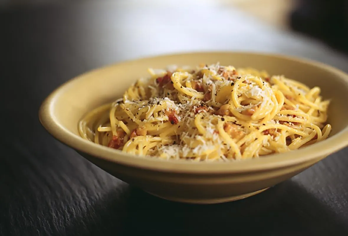 Espaguete à carbonara.
