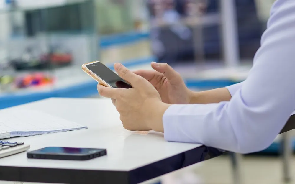 Com a popularização dos smartphones, fazer pesquisas através de formulários eletrônicos é muito mais rápido para o estabelecimento e muito mais cômodo para o cliente!